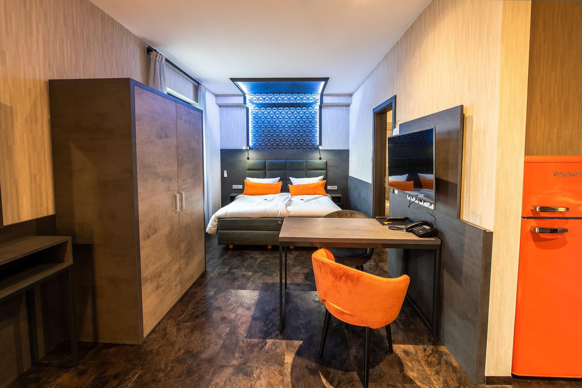 Premium By Gs Hotel Munchen Bagian luar foto