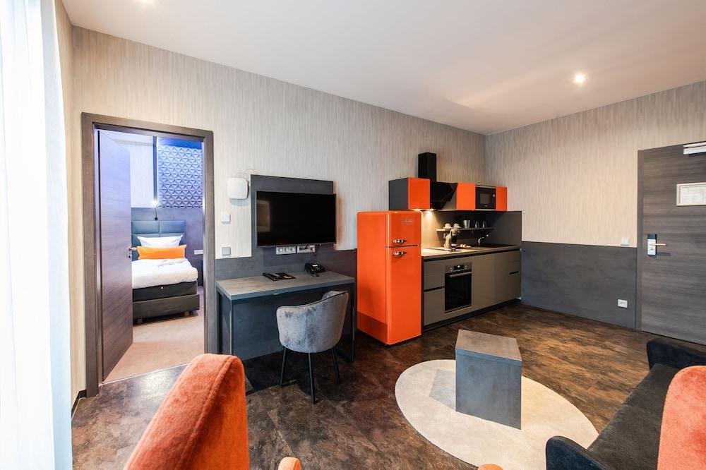 Premium By Gs Hotel Munchen Bagian luar foto