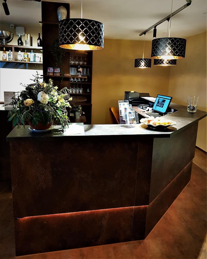 Premium By Gs Hotel Munchen Bagian luar foto