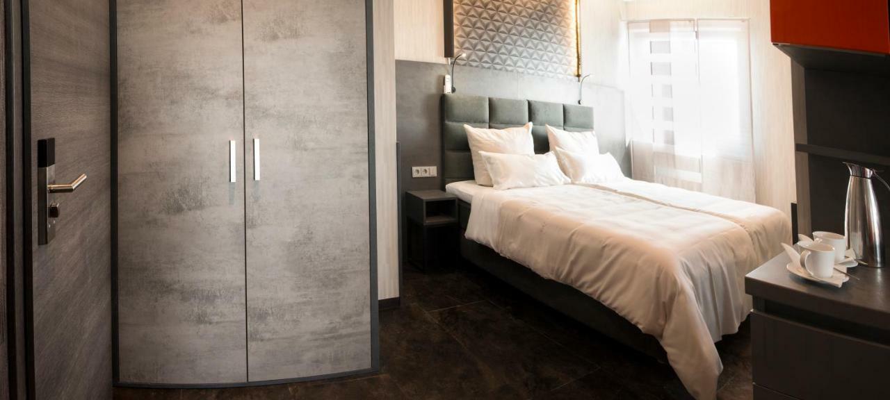 Premium By Gs Hotel Munchen Bagian luar foto